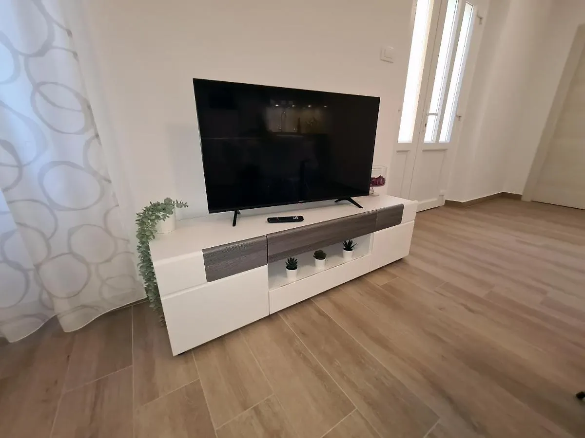 Apartments And Rooms Mazuranic Novi Vinodolski